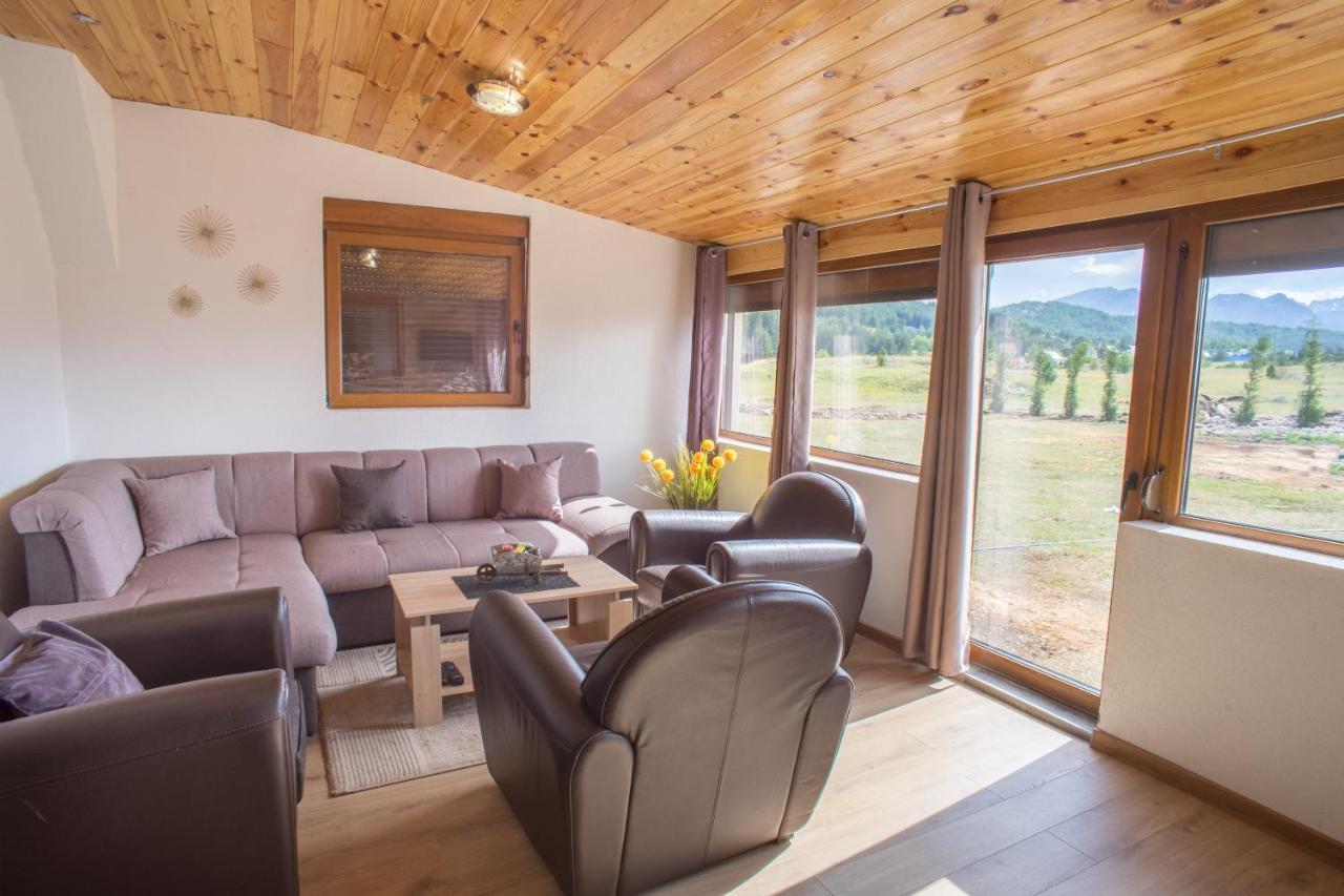 Holiday Home Mountain Sight Žabljak Kültér fotó